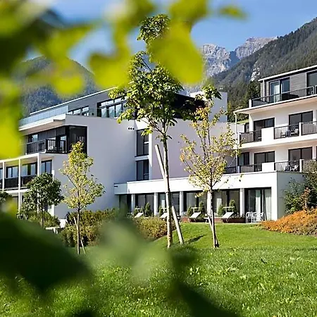 & Oberhofer Hotel Telfes im Stubai