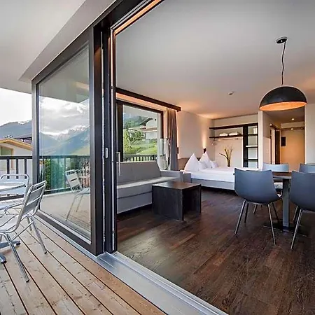 Hotel & Oberhofer 3*